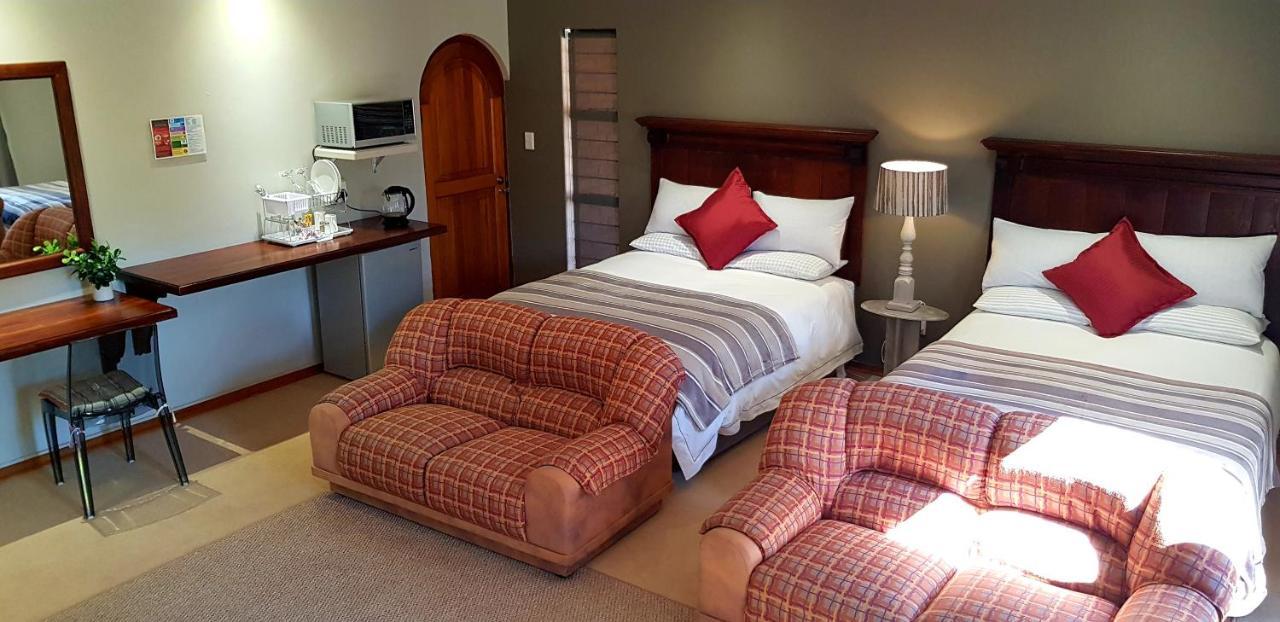 Butlers Crown Hotell Klerksdorp Exteriör bild