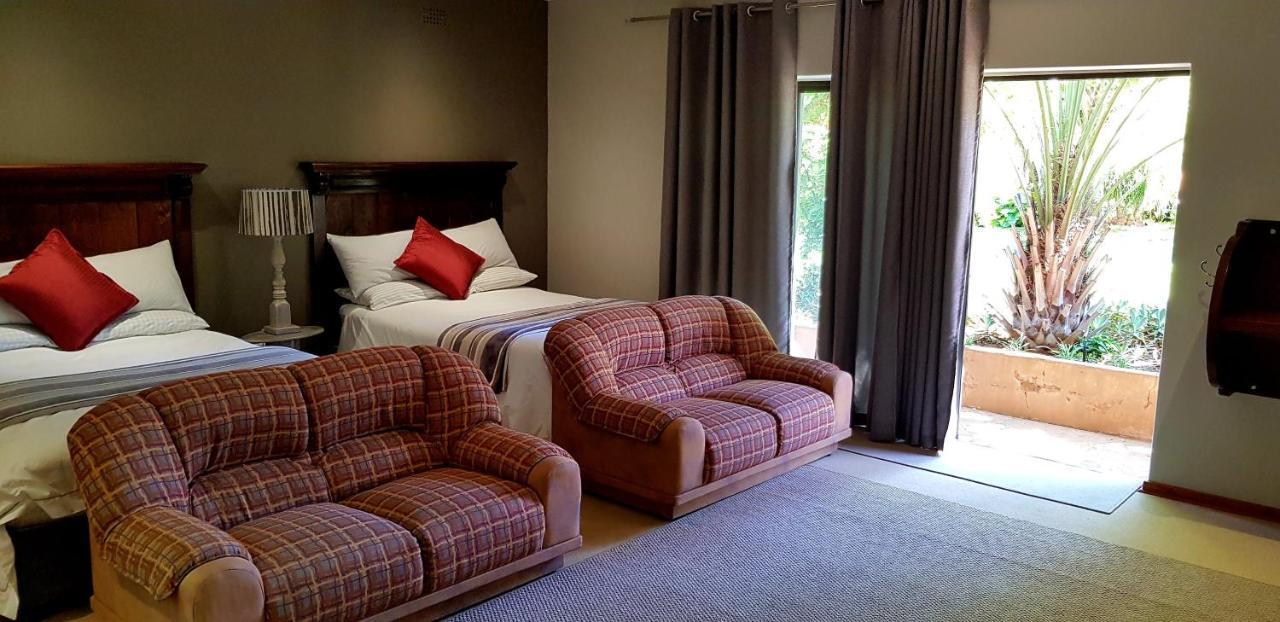 Butlers Crown Hotell Klerksdorp Exteriör bild